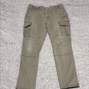 Sun + Stone Men's stretch Cargo Pants - Olive Green